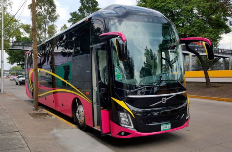 Volvo/Irizar Touring Bus