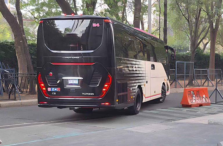Coach Bus 31 Pax Luxury
