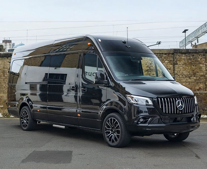 Jet Sprinter Black 9 Pax