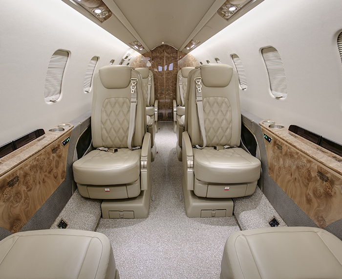Learjet Mid-Size Luxury