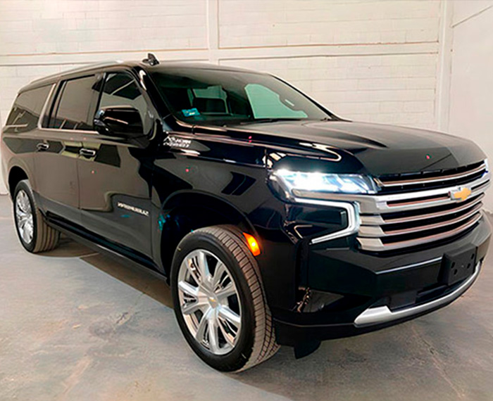 Chevrolet Suburban Black